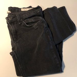 Rag & Bone size 26 distressed black skinny jeans